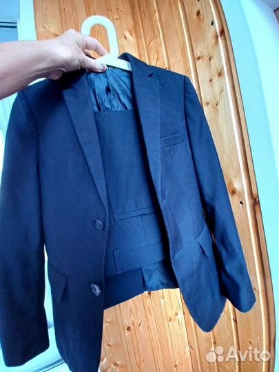 Костюм на мальчика 146