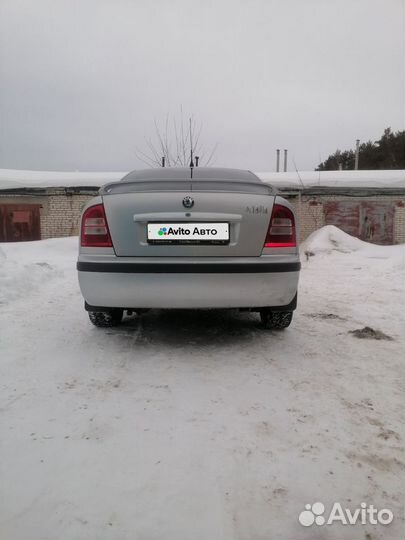 Skoda Octavia 1.6 МТ, 2008, 165 000 км