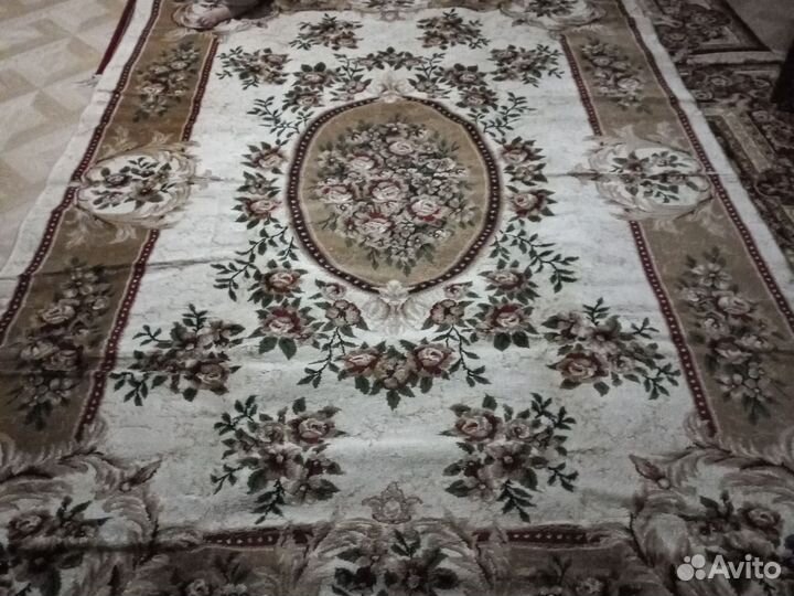 Ковер (шерстянной)