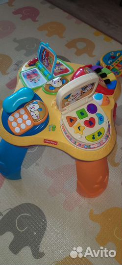 Музыкальный столик Fisher-Price/игрушки/пианино