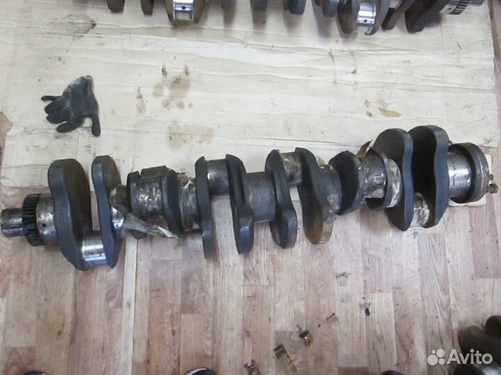 0816 Коленвал renault magnum mack 5001834854 5140M28061 670GB245 mack midr 06.24.65