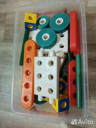 Детский конструктор