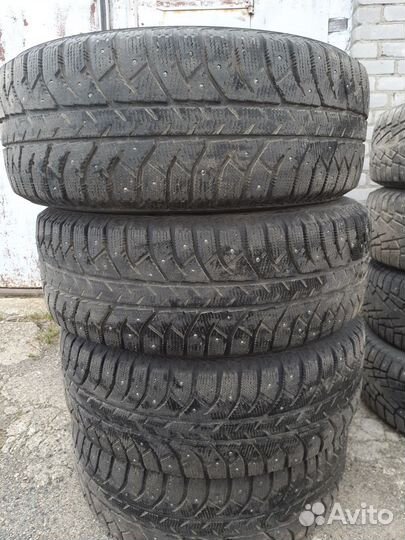 Bridgestone Ice Cruiser 7000 265/65 R17 116