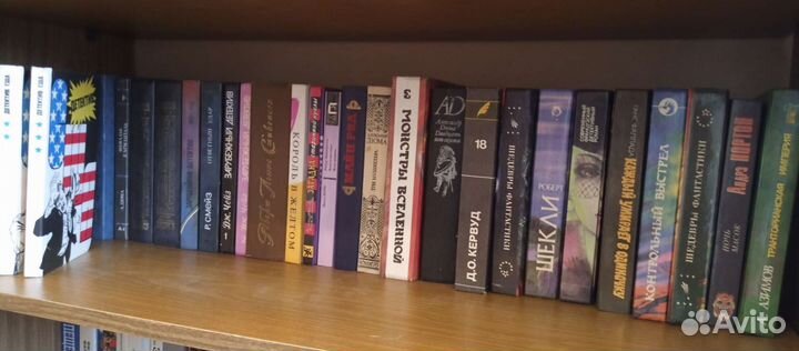Продам книги