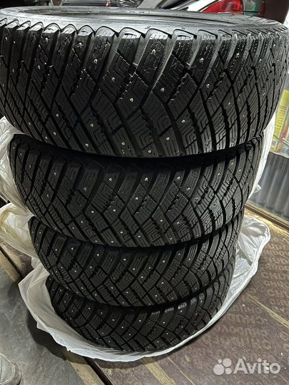 Goodyear Ultragrip Ice Arctic 235/55 R19