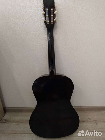 Гитара белучи