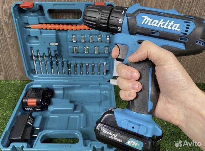 Аккум. Шуруповерт Makita 18 вольт с набором Новый
