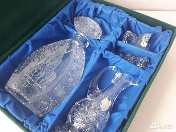 Набор графинов 