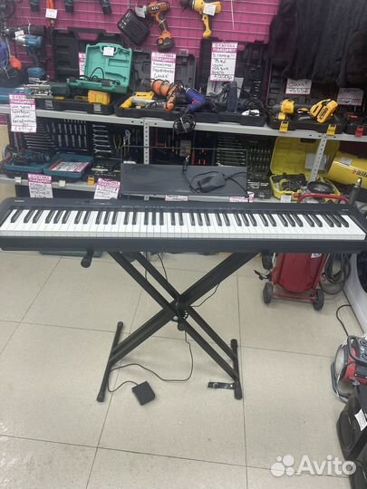 Электронное пианино casio