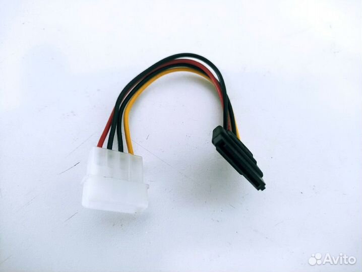 Переходник Molex - SATA 15-pin