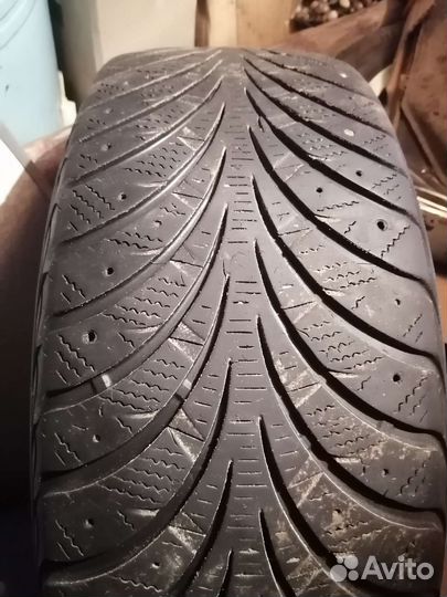 Goodyear UltraGrip Extreme 205/55 R16