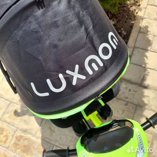 Детский трехколесный велосипед