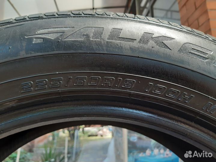 Falken Ziex ZE-322 225/60 R18 100