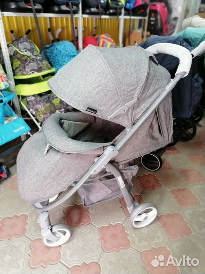 Прогулочная коляска Новая SL 460 