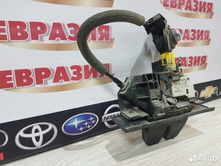 Замок багажника Opel Vectra W0L0ZCF6931045204