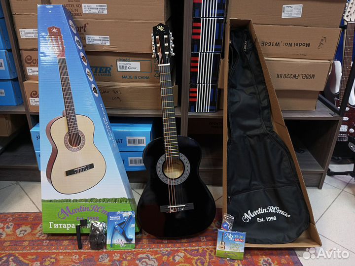 Гитара черная 1/2 комплект