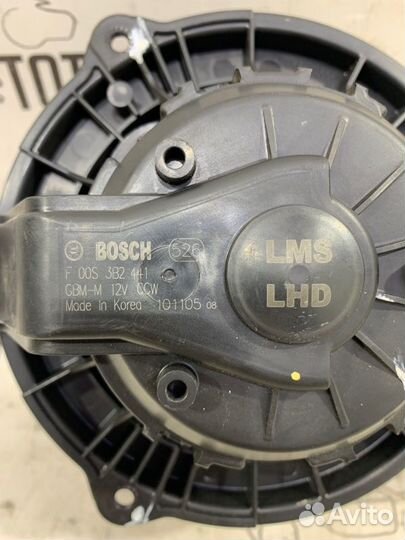 Моторчик отопителя Kia Sportage SL G4KD 2011