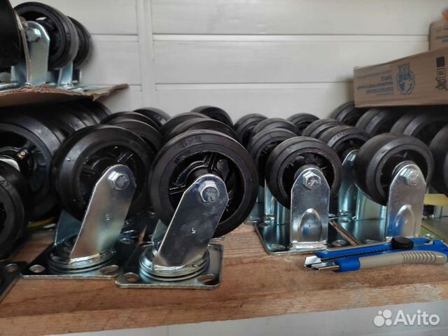 Промышленные колеса для тележек и контейнеров