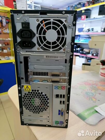 Системный блок Intel Xeon E5450/4Гб озу/SSD128 Гб