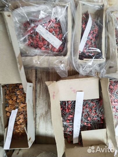 Конденсаторы керамические Флажок СССР