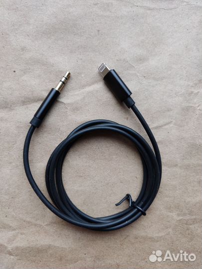 Переходник lightning - 3.5 jack aux