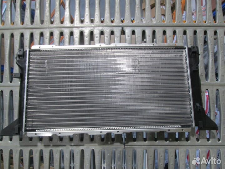 Радиатор охлаждения Ford Transit V (VE83) 94-00