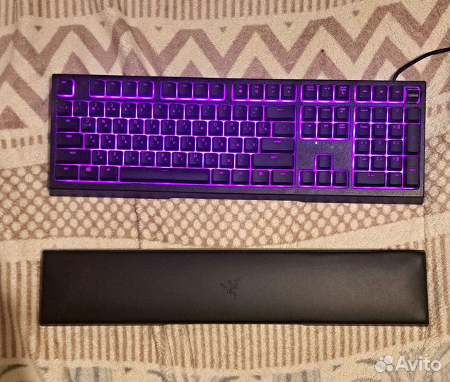 Игровая клавиатура Razer Ornata V2