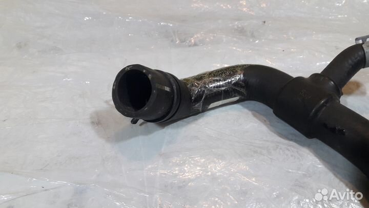 Патрубок охлаждения Mercedes W212 W204 W207