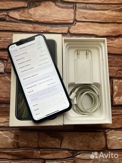 Телефон iPhone XS 64Гб