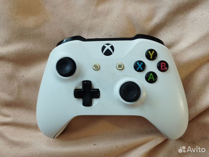 Геймпад xbox one s