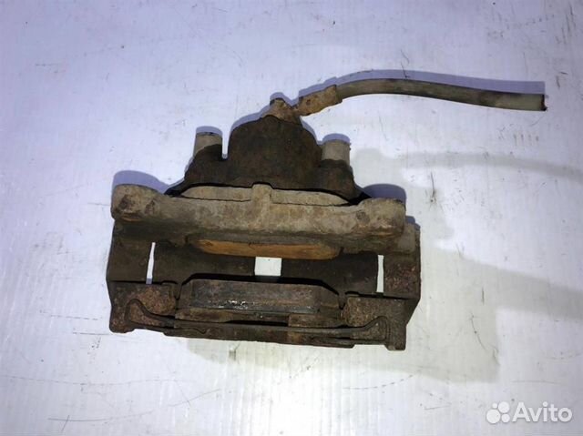 Суппорт передний левый VW-Фольксваген Passat CC 2