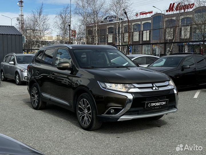 Mitsubishi Outlander 2.4 CVT, 2015, 107 758 км