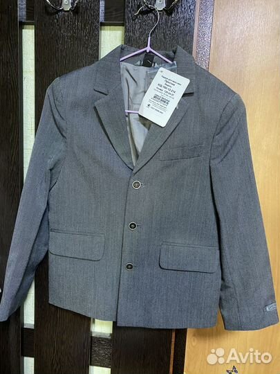 Пиджак на мальчика 128