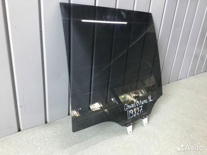 Стекло двери задней левой Suzuki Grand Vitara 2006