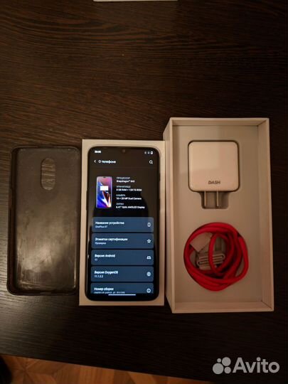 OnePlus 6T, 8/128 ГБ
