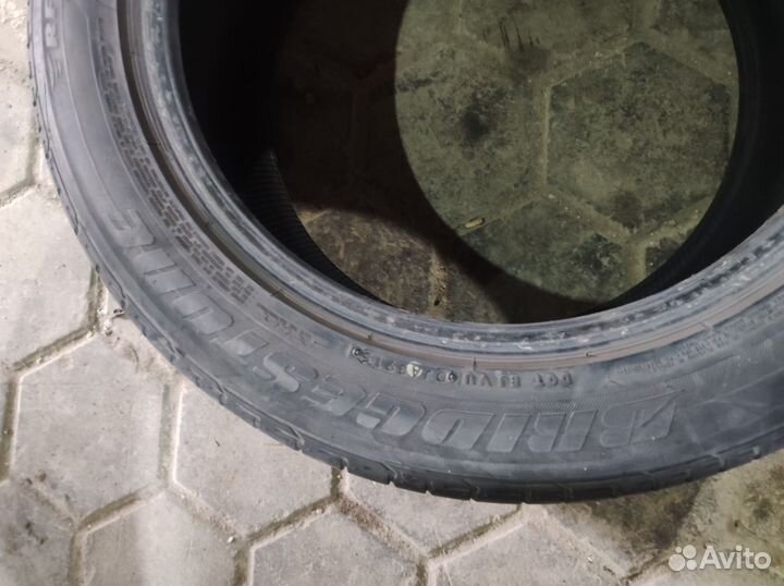 Bridgestone Dueler H/P 255/50 R19 W