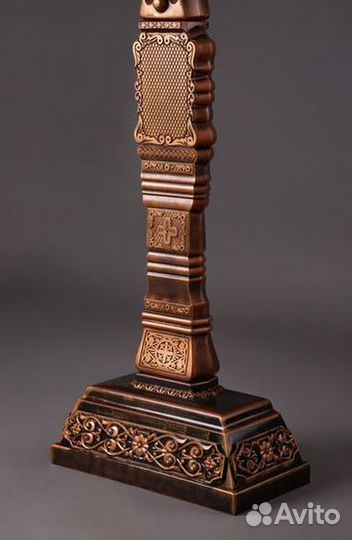 Крест могильный каменный