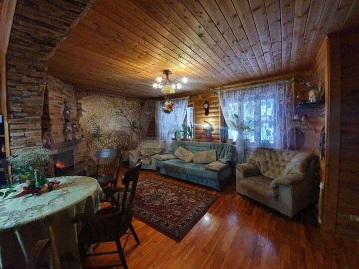 Дом 127,7 м² на участке 7 сот.