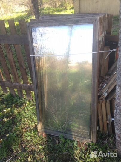 Оконные рамы со стеклом, оконная рама