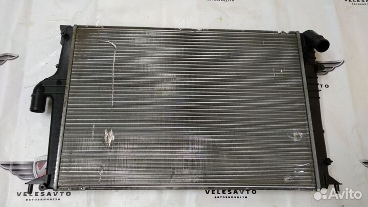Радиатор охлаждения LADA Largus 2012-2021 год