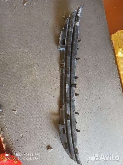 Накладка бампера пежо 308