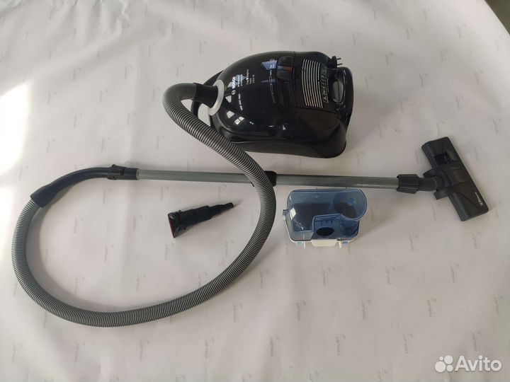 Пылесос Bosch Ergomaxx Professional 2400w