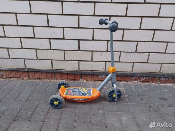 Самокат детский трехколесный