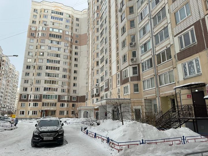 3-к. квартира, 97,6 м², 13/16 эт.