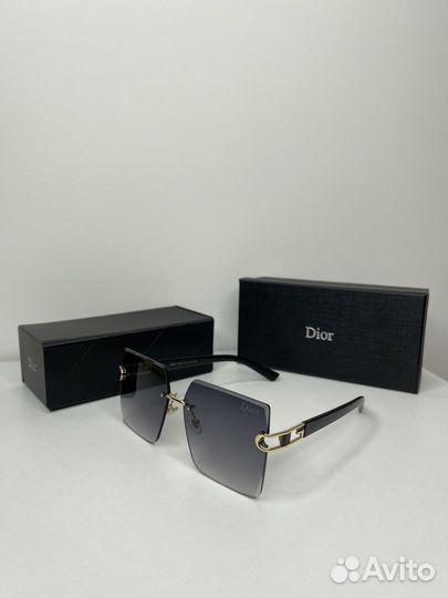 Солнцезащитные очки