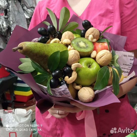 Съедобные букеты из разных продуктов