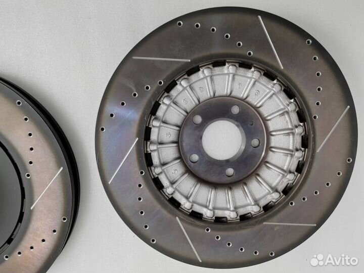 Диски тормозные Audi S6/S7/S8 4G/4H