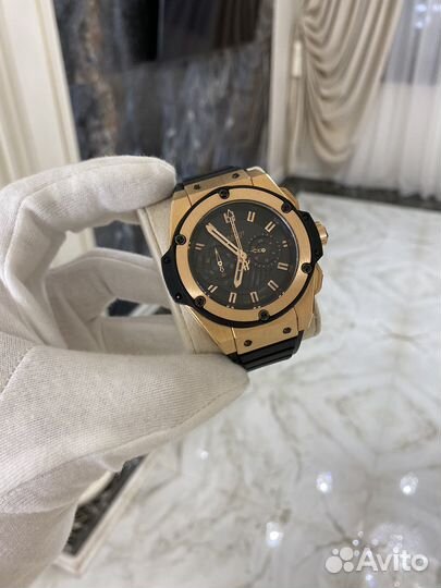 Часы hublot