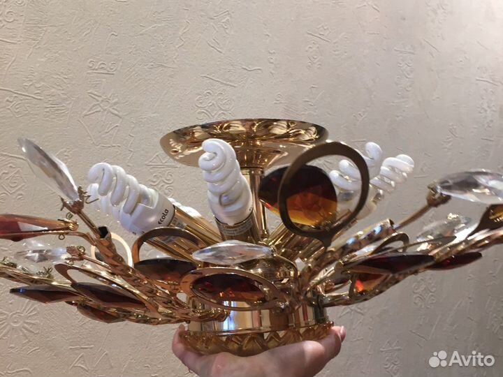 Люстра подвесная потолочная