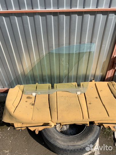 Левое стекло Honda CR-V RD1 95-01 гв